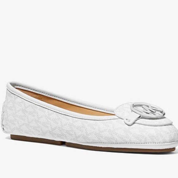 MICHAEL Michael Kors Lillie Moccasin Flats - Picture 1 of 4